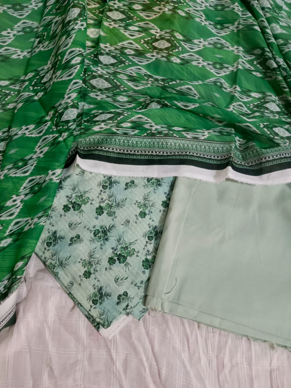 3 Piece Printed Lawn Suit - 3 Piece Printed - Noor Wardrobe image 2
